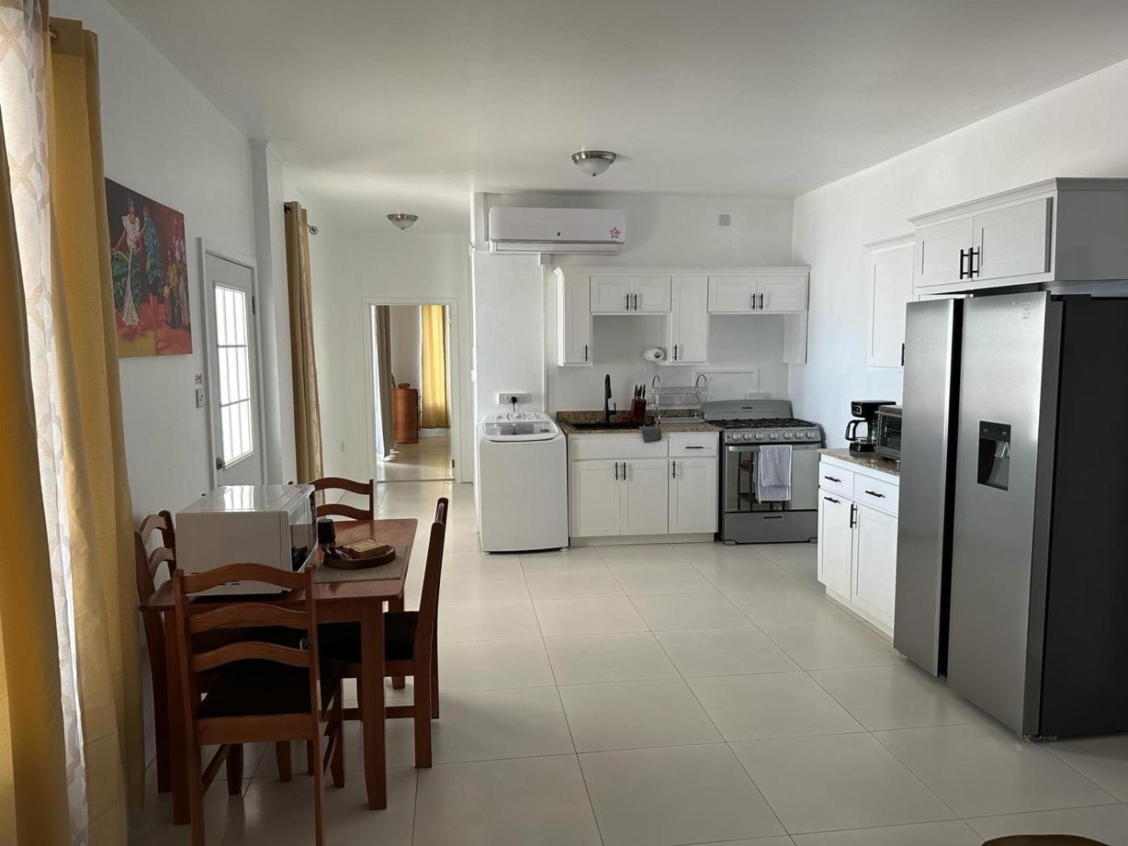 Eldorado Guesthouse & Car Rental Roseau Rom bilde