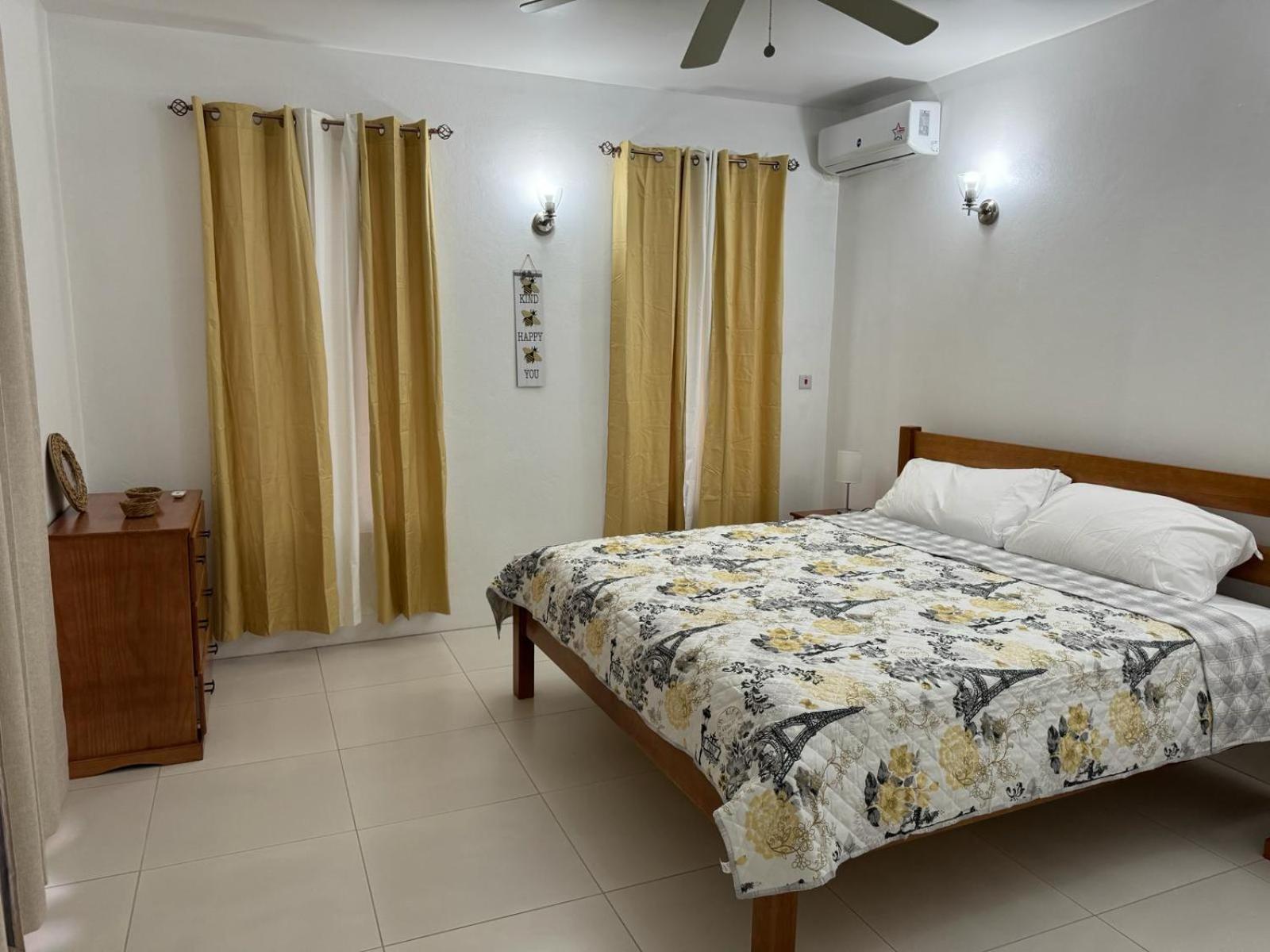 Eldorado Guesthouse & Car Rental Roseau Rom bilde