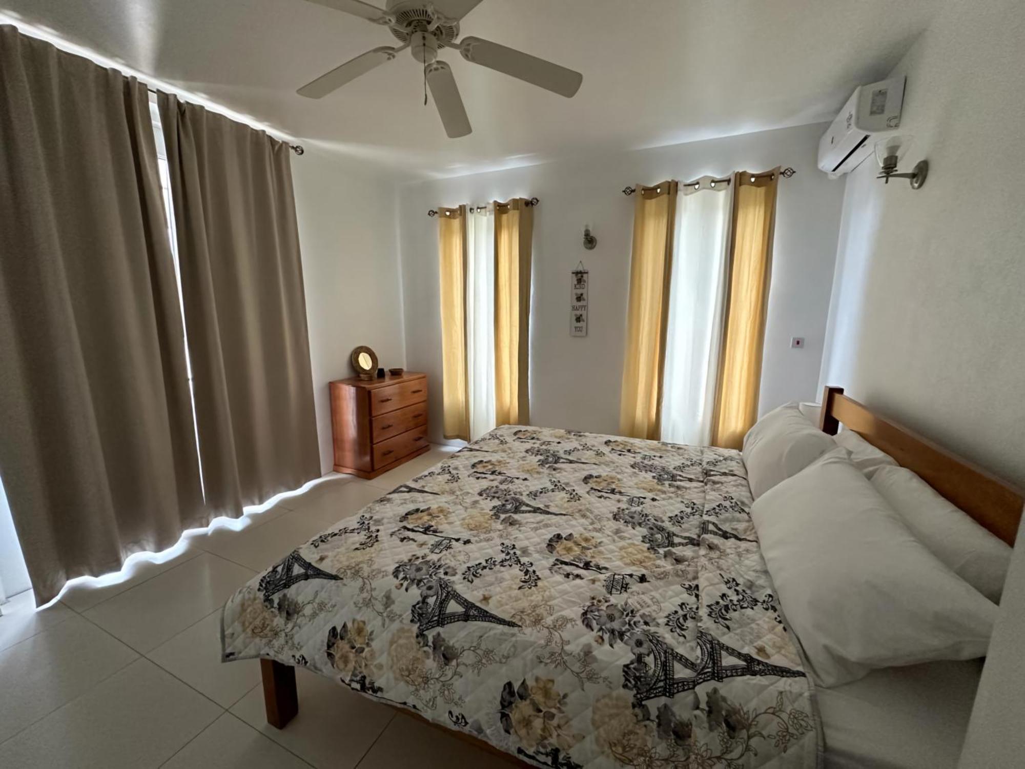 Eldorado Guesthouse & Car Rental Roseau Rom bilde