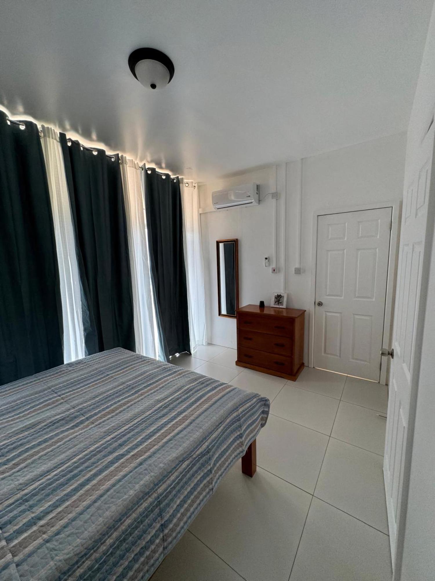 Eldorado Guesthouse & Car Rental Roseau Rom bilde