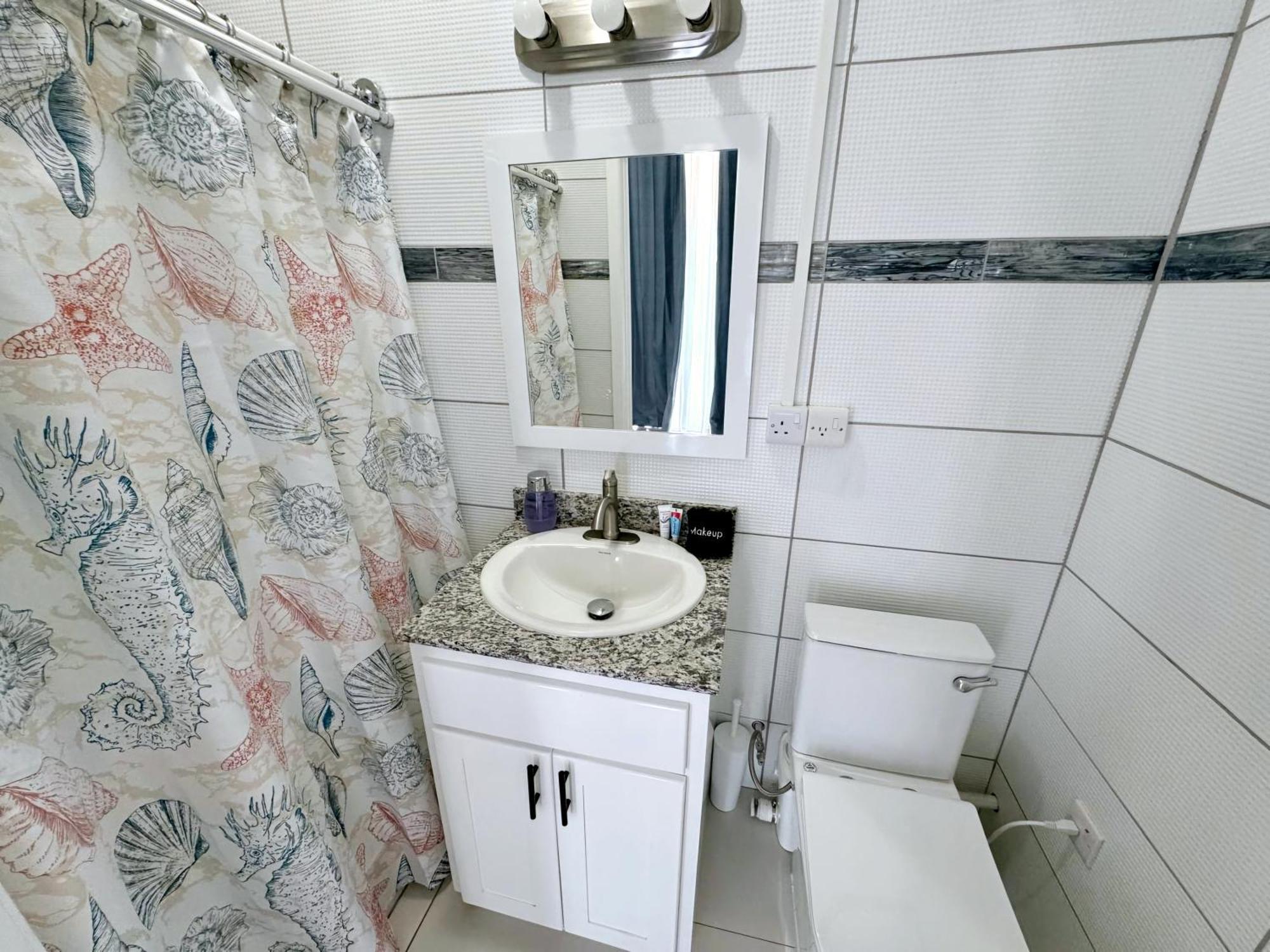 Eldorado Guesthouse & Car Rental Roseau Rom bilde
